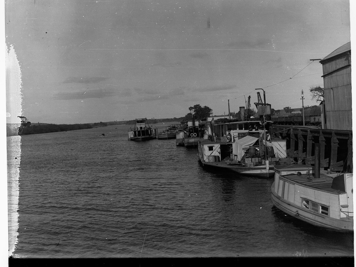 Historic paddle steamers moored at Murray Bridge on the Murray River