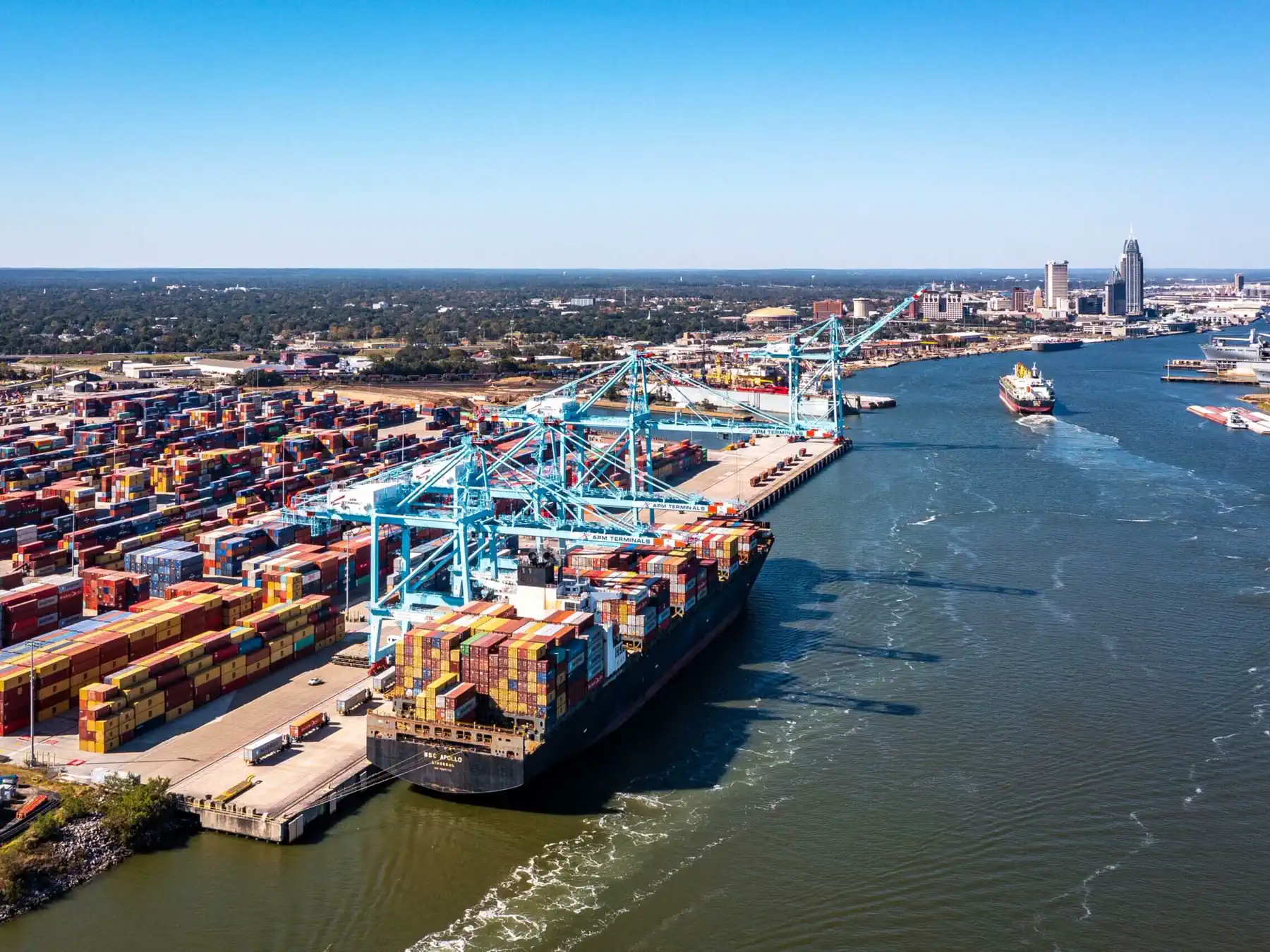 Container ship and cranes at the Port of Mobile, Alabama
