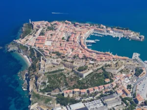 Featured image for Portoferraio Cruise Port: Quays, Napoleon and Tenders