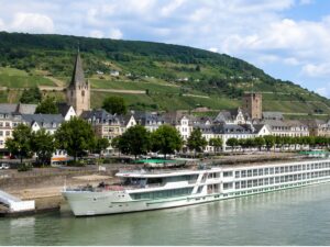 Featured image for Rudesheim River Cruise Port: The Easiest Walk-Off on the Rhine