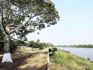 Featured image for Santa Bárbara de Pinto River Cruise Port: Village Landing Guide