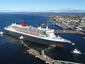 Featured image for Sept-Îles Cruise Port Guide: Dock, Innu Culture & Islands