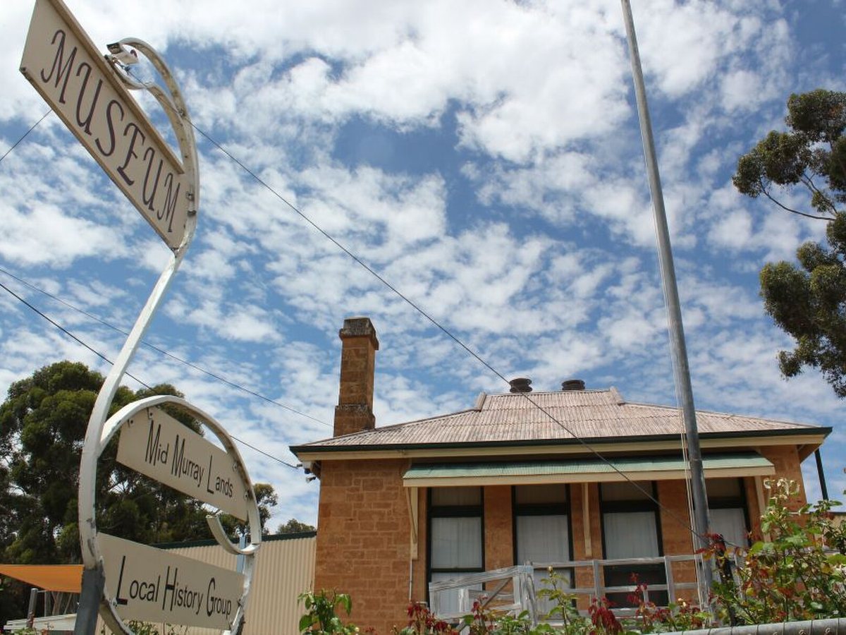 Former primary school building now serving as Swan Reach Museum