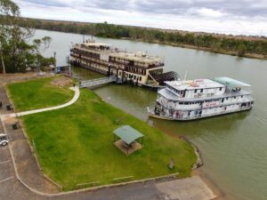Featured image for Swan Reach River Cruise Port: Museum, Ferry and Dark Skies