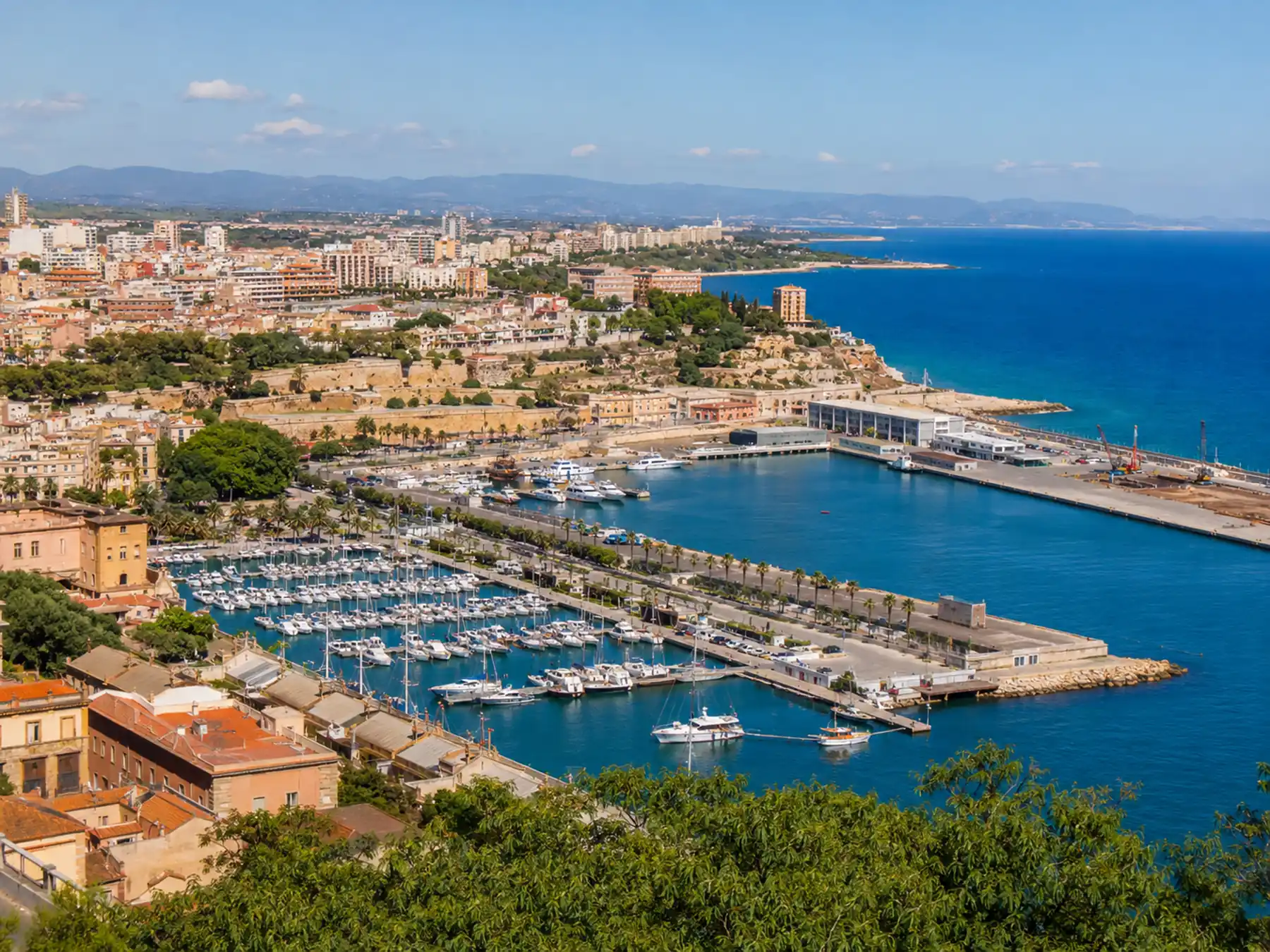 Tarragona's seaside promenade and Balcó del Mediterrani viewpoint.