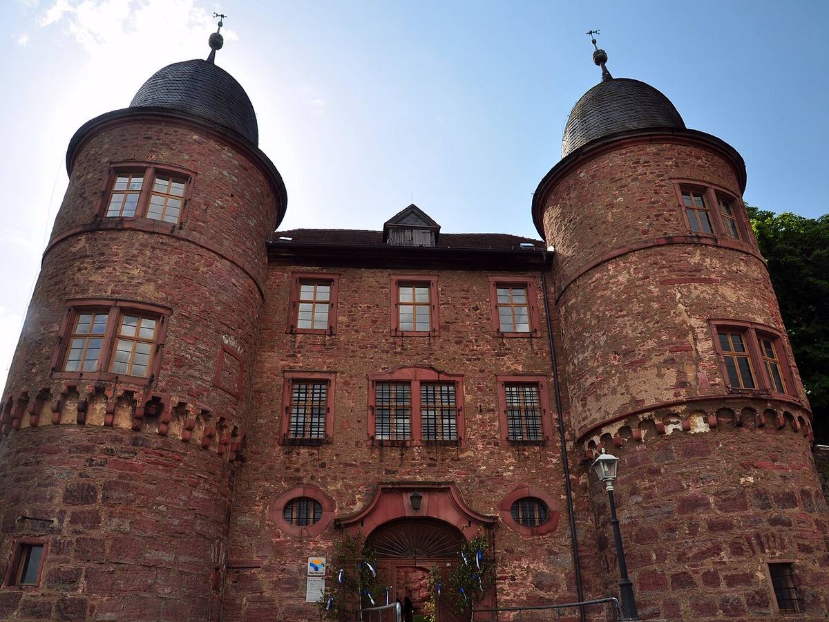 Burg Wertheim mit Burgtürmen in Wertheim, Germany