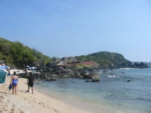 Featured image for Zihuatanejo (Ixtapa) Cruise Port: Tender Guide