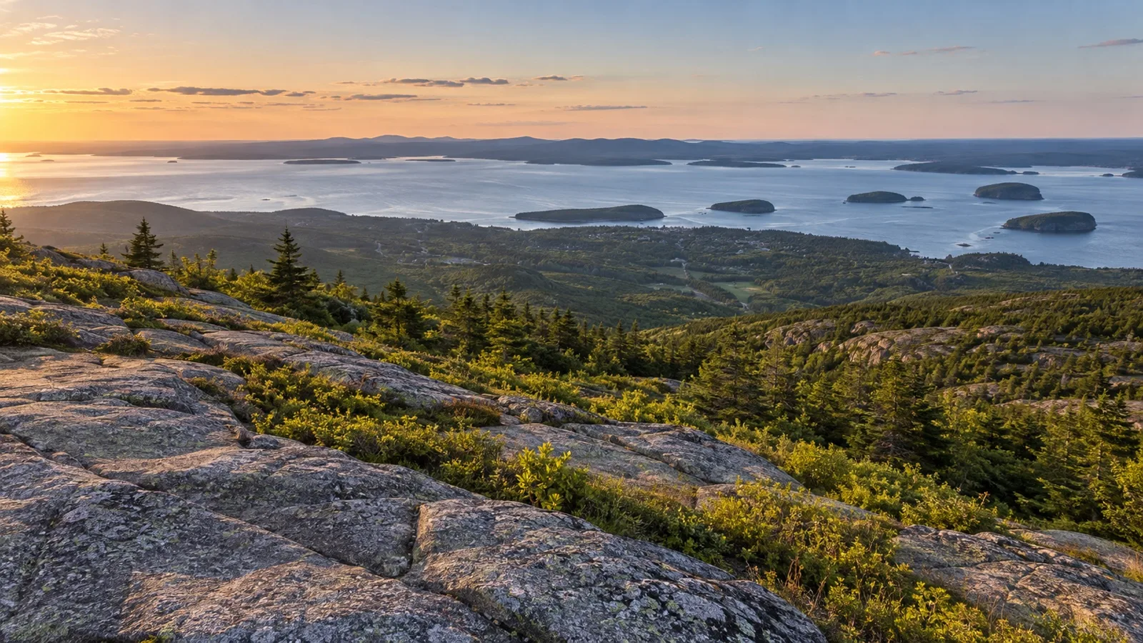 View from Cadillac Mountain over Frenchman Bay and the Porcupine Islands