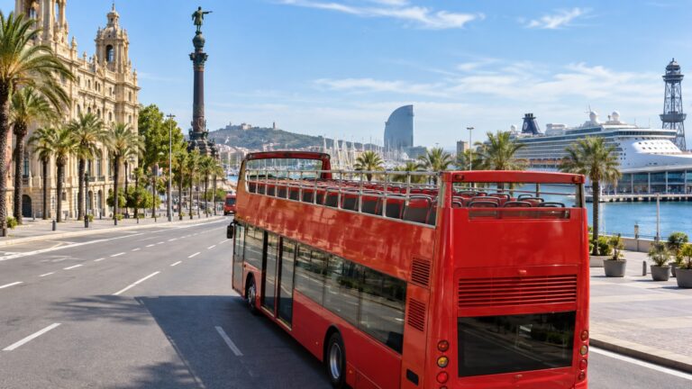 Open-top sightseeing bus near Barcelona’s cruise waterfront