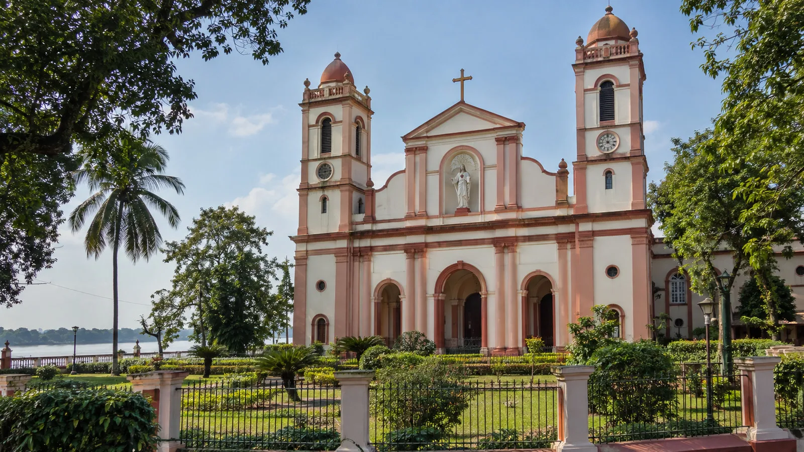 Sacred Heart Church in Chandannagar, West Bengal
