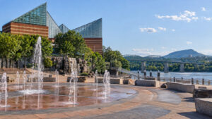 Featured image for Chattanooga River Cruise Port: Ross’s Landing and Downtown Guide