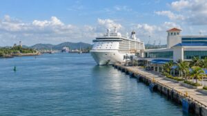 Featured image for 15 Best Hotels Near Colón Cruise Port (2026)