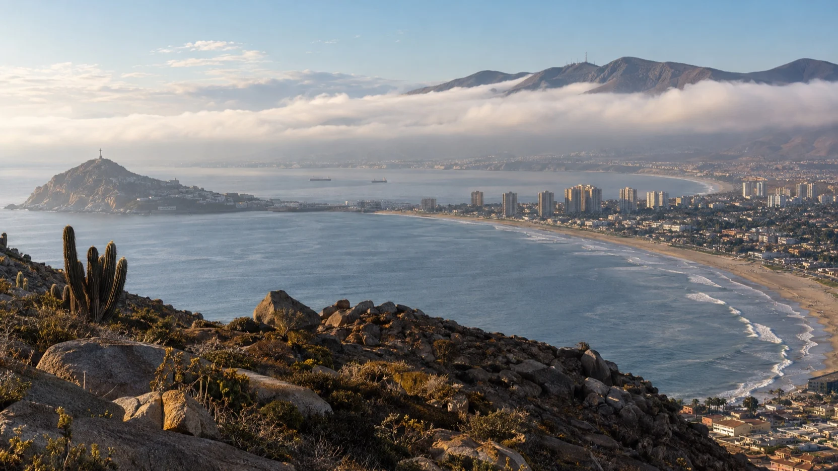 Morning cloud clearing over the Coquimbo and La Serena coast