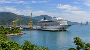 Featured image for Da Nang Cruise Port: Berths, Hoi An and Timing