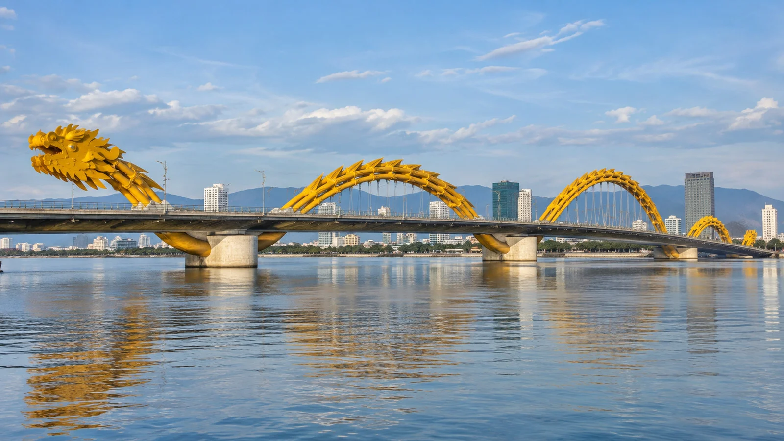 Dragon Bridge across Da Nang's Han River