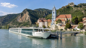 Featured image for Dürnstein Cruise Port: Rafting, Ruins and Wine