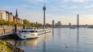 Featured image for Düsseldorf River Cruise Port: Berths, Altstadt, Rheinturm, and Transit