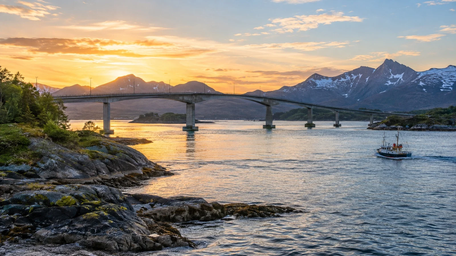 Gisund Bridge linking Finnsnes and Senja