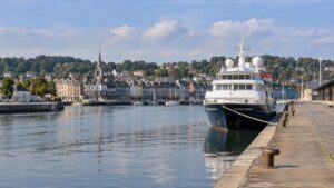 Featured image for Honfleur Cruise Port: The Sea Lock That Is Not Your Problem