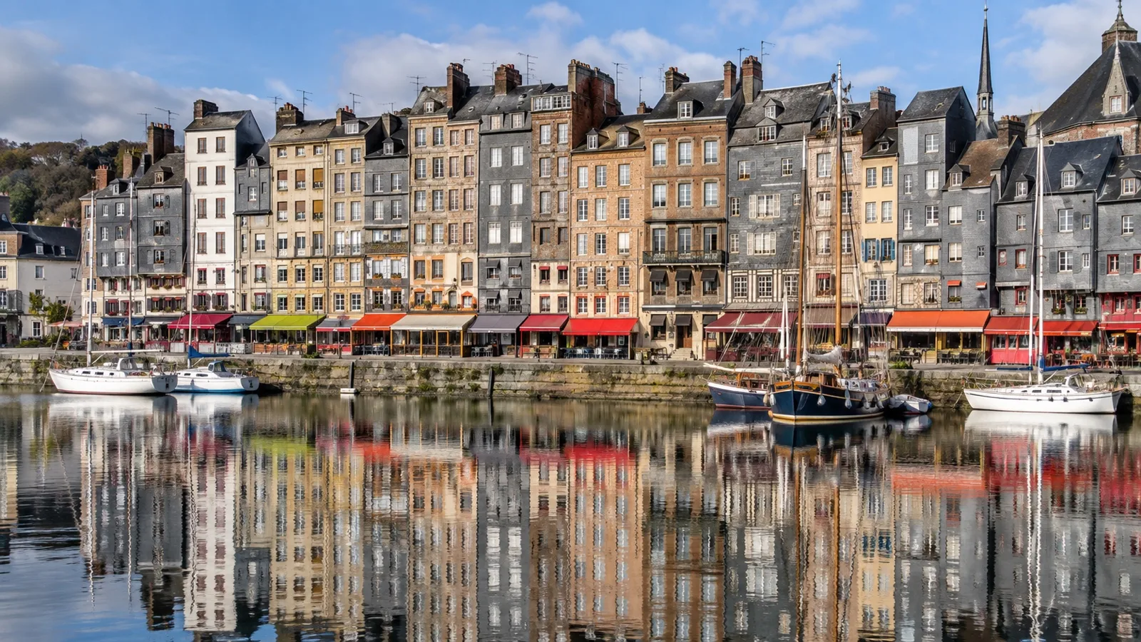 Vieux Bassin harbor in Honfleur