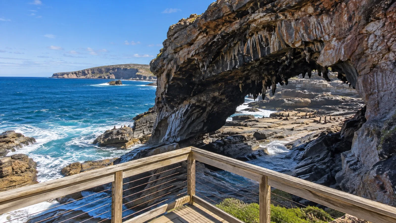 Admirals Arch above ocean swell on Kangaroo Island