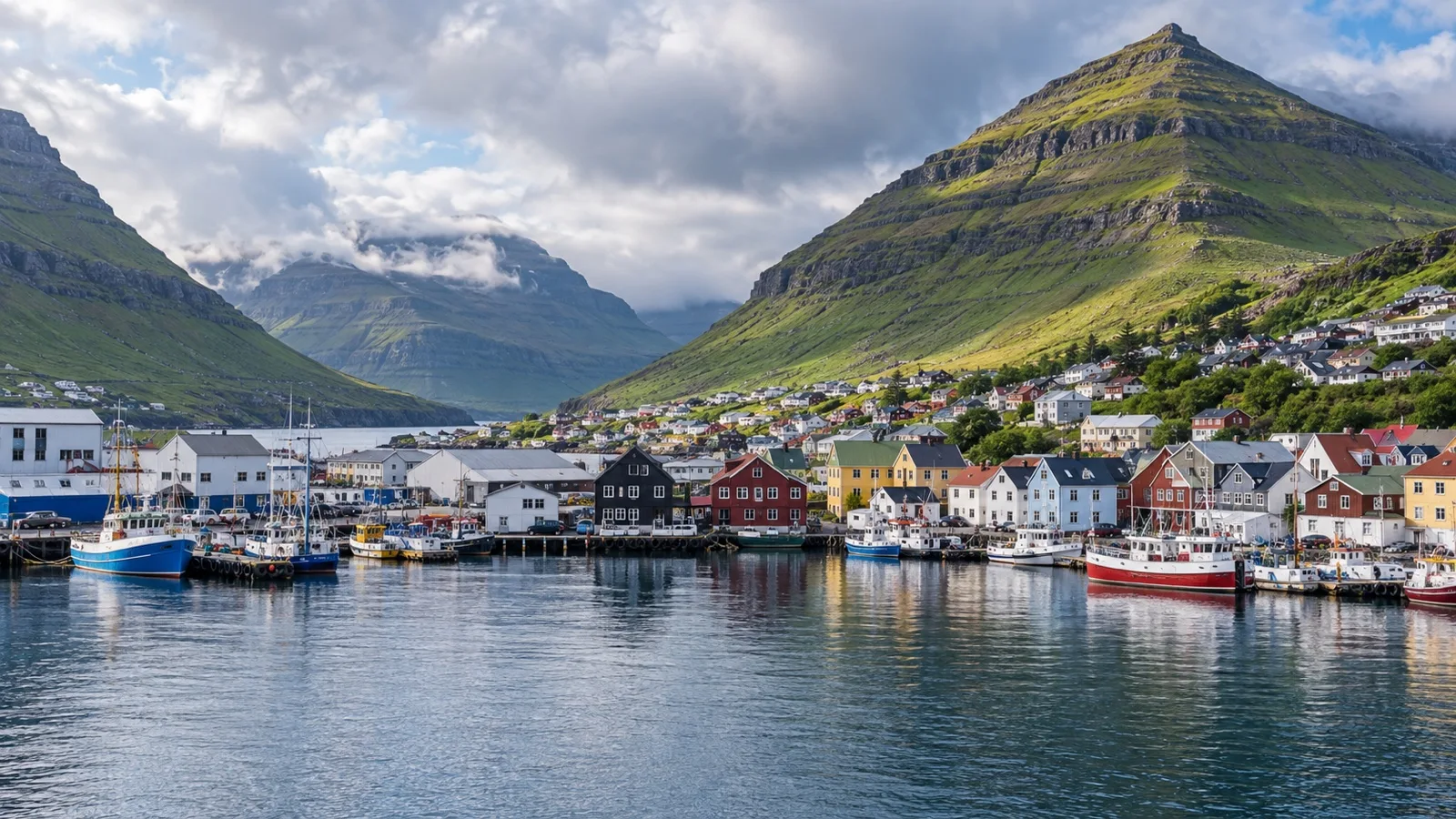 Fishing harbor and colorful buildings in Klaksvík