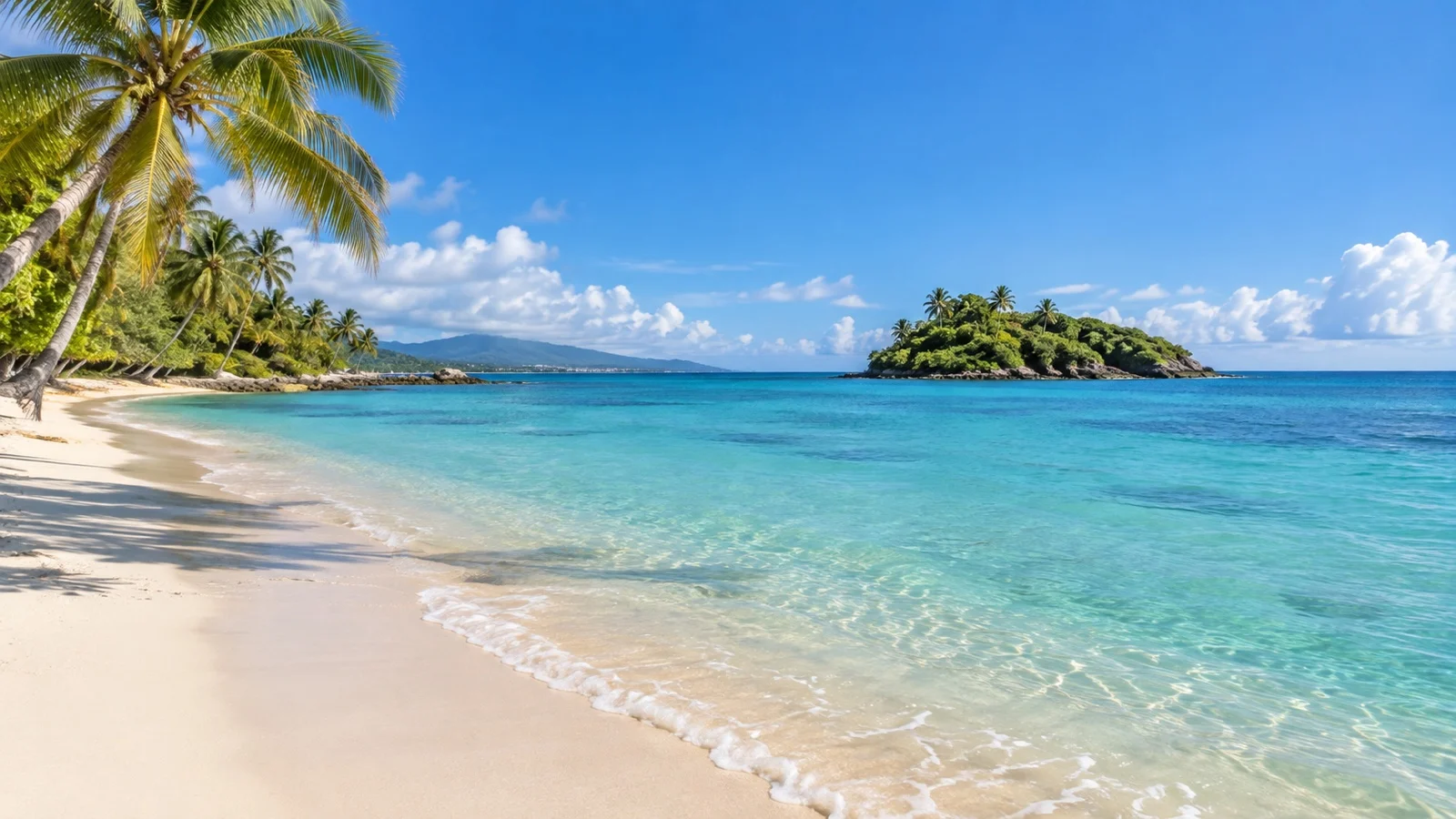 Empty Datcha Beach at Le Gosier with Îlet du Gosier offshore