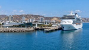 Featured image for Ecuador Cruise Ports: Manta and Guayaquil Compared
