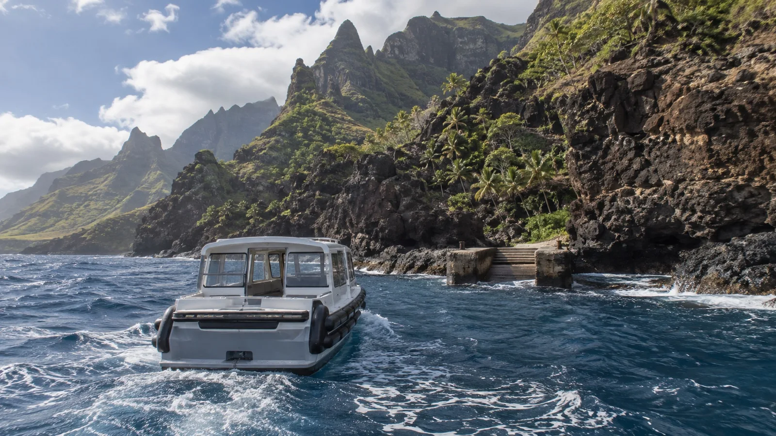 Empty tender approaching Marquesas shore
