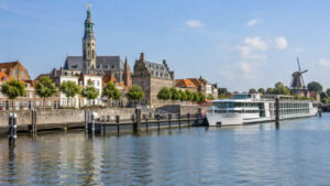 Featured image for Middelburg River Cruise Port: Loskade, Abbey and Canal Guide