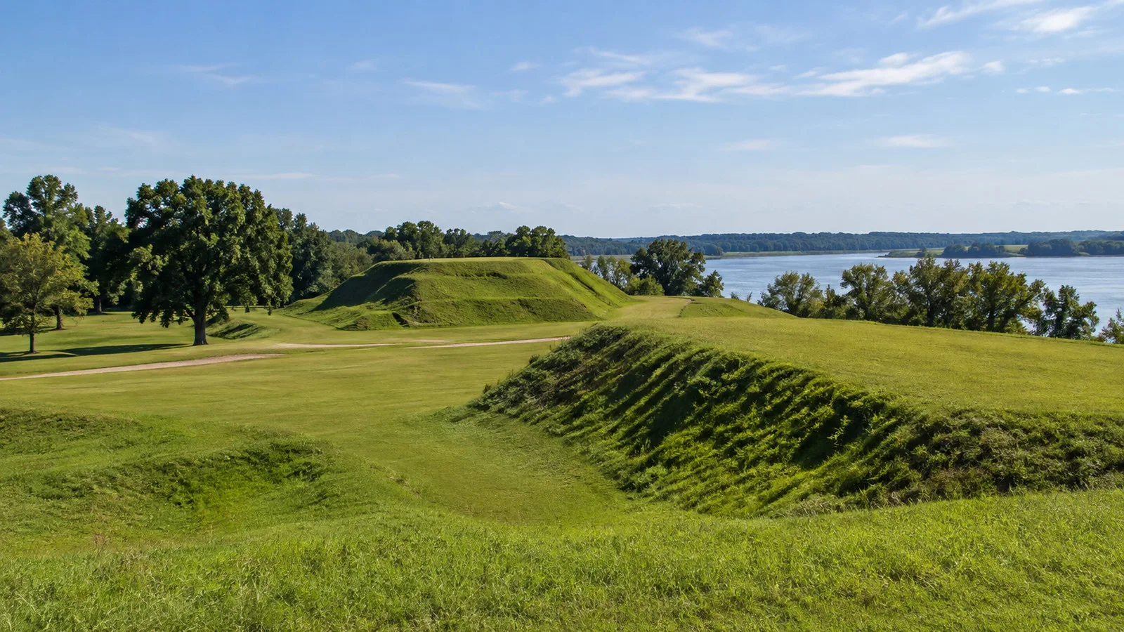 Grand Village of the Natchez Indians earthworks