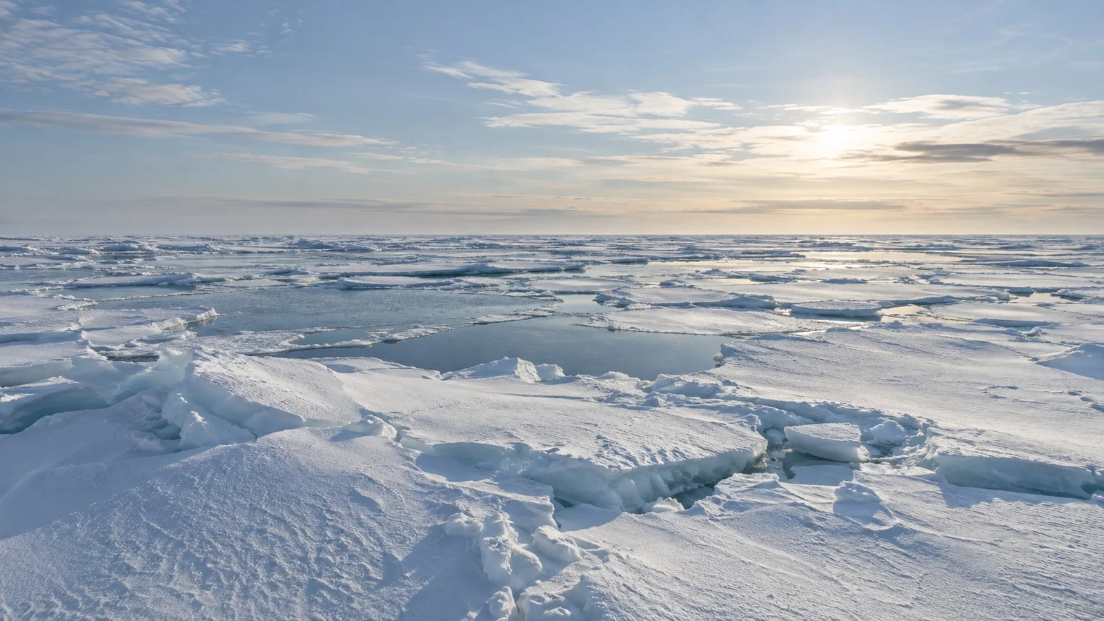 Unbroken sea ice at the geographic North Pole