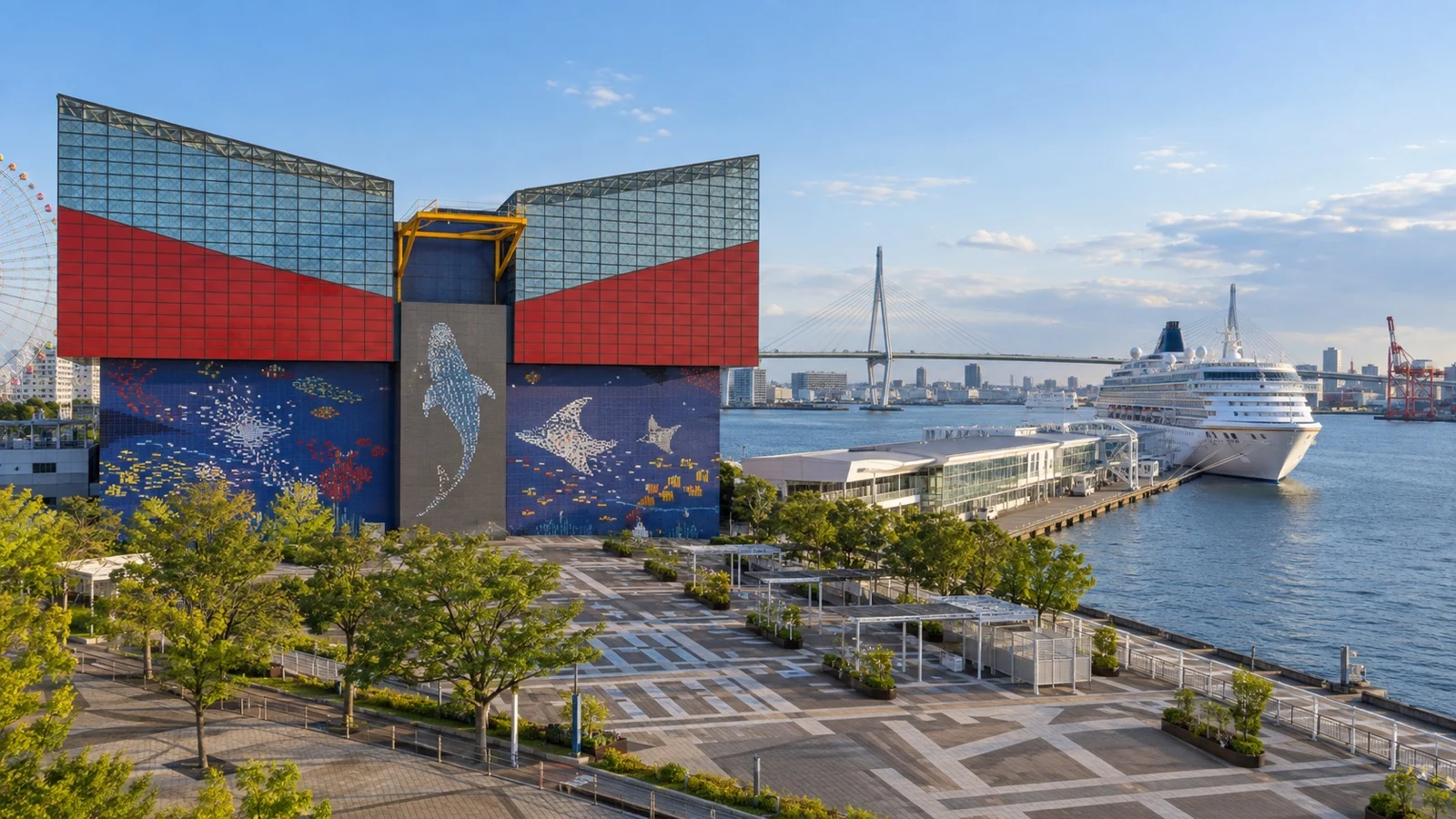 Osaka Aquarium Kaiyukan beside the cruise terminal