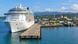 Featured image for Puerto Limón Cruise Port: City Berths, Moín and Rainforest