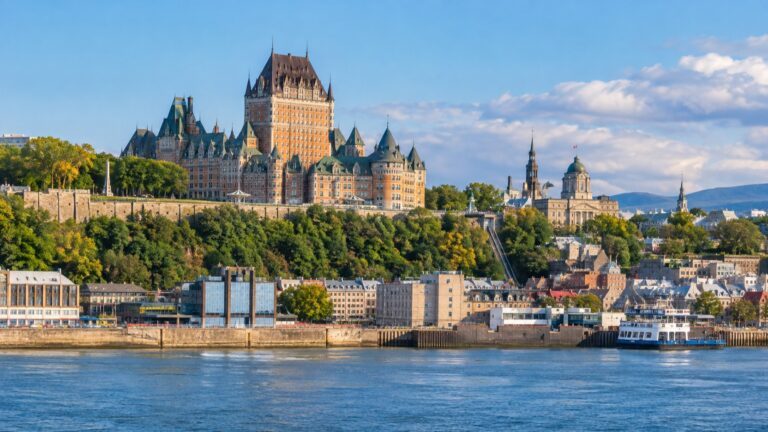 Old Québec and Château Frontenac above the river