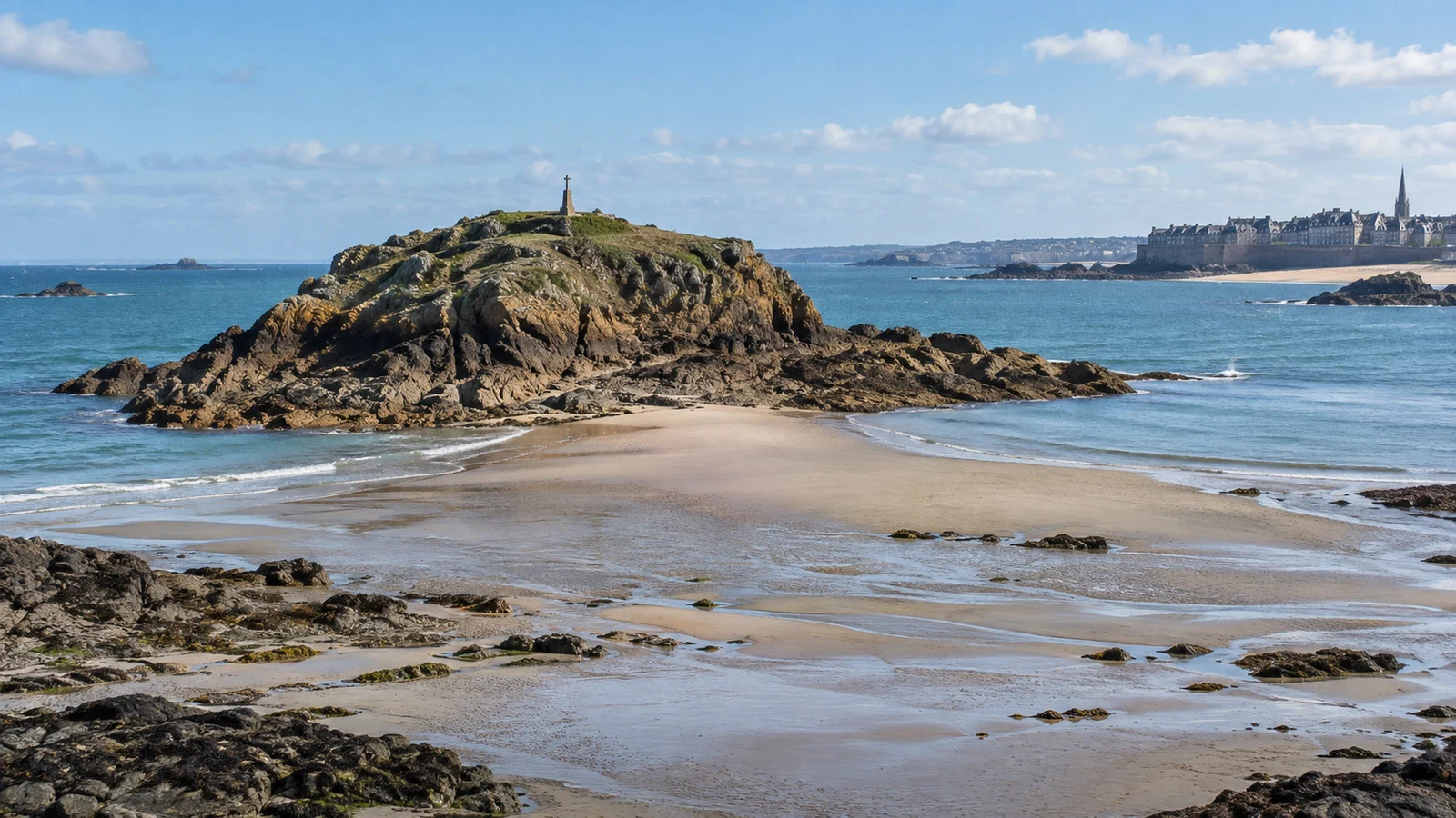 Grand Bé tidal island and rocky Brittany coast