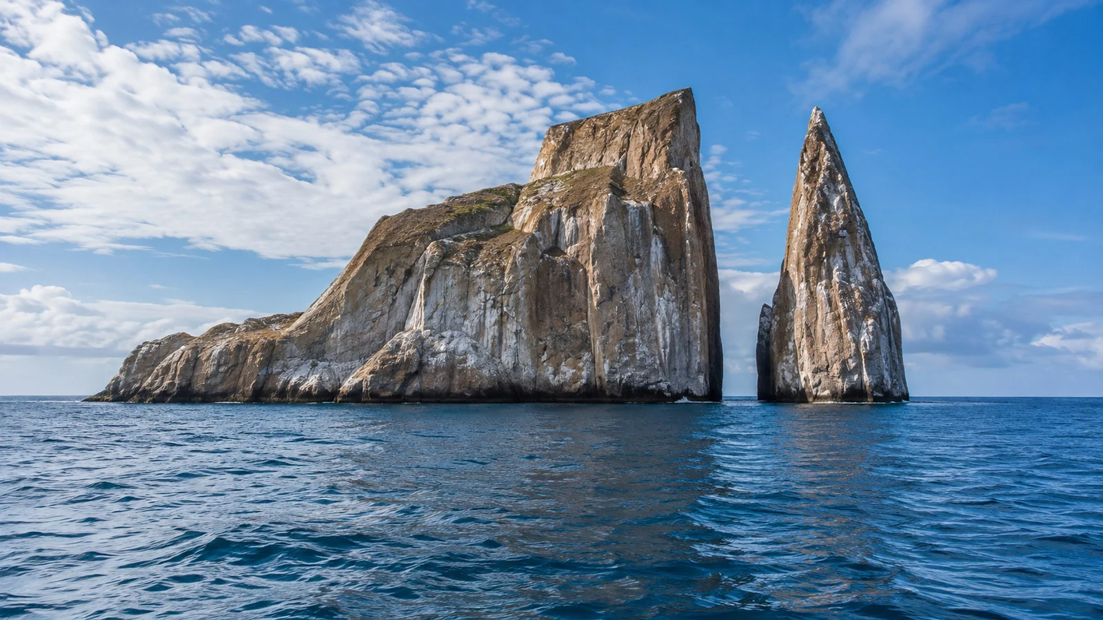 Kicker Rock, or León Dormido