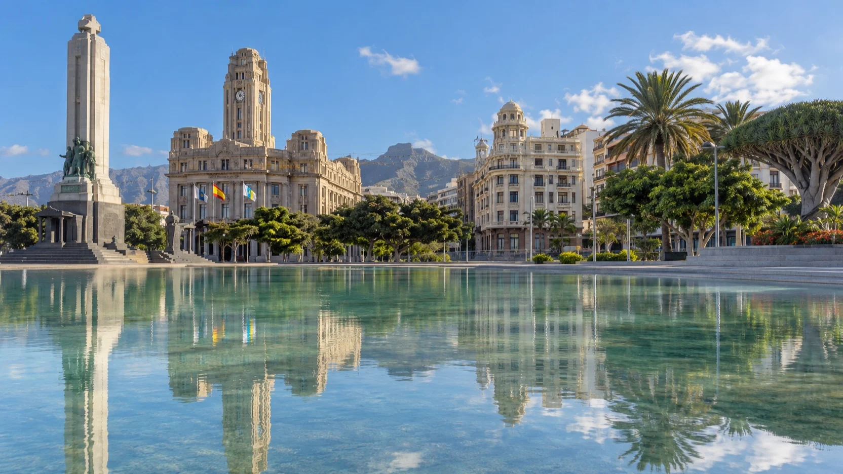 Plaza de España and its reflecting lake in Santa Cruz de Tenerife