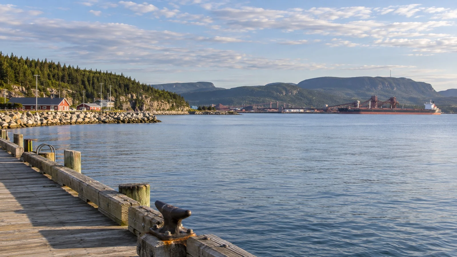 Vieux-Quai pier overlooking the bay at Sept-Îles