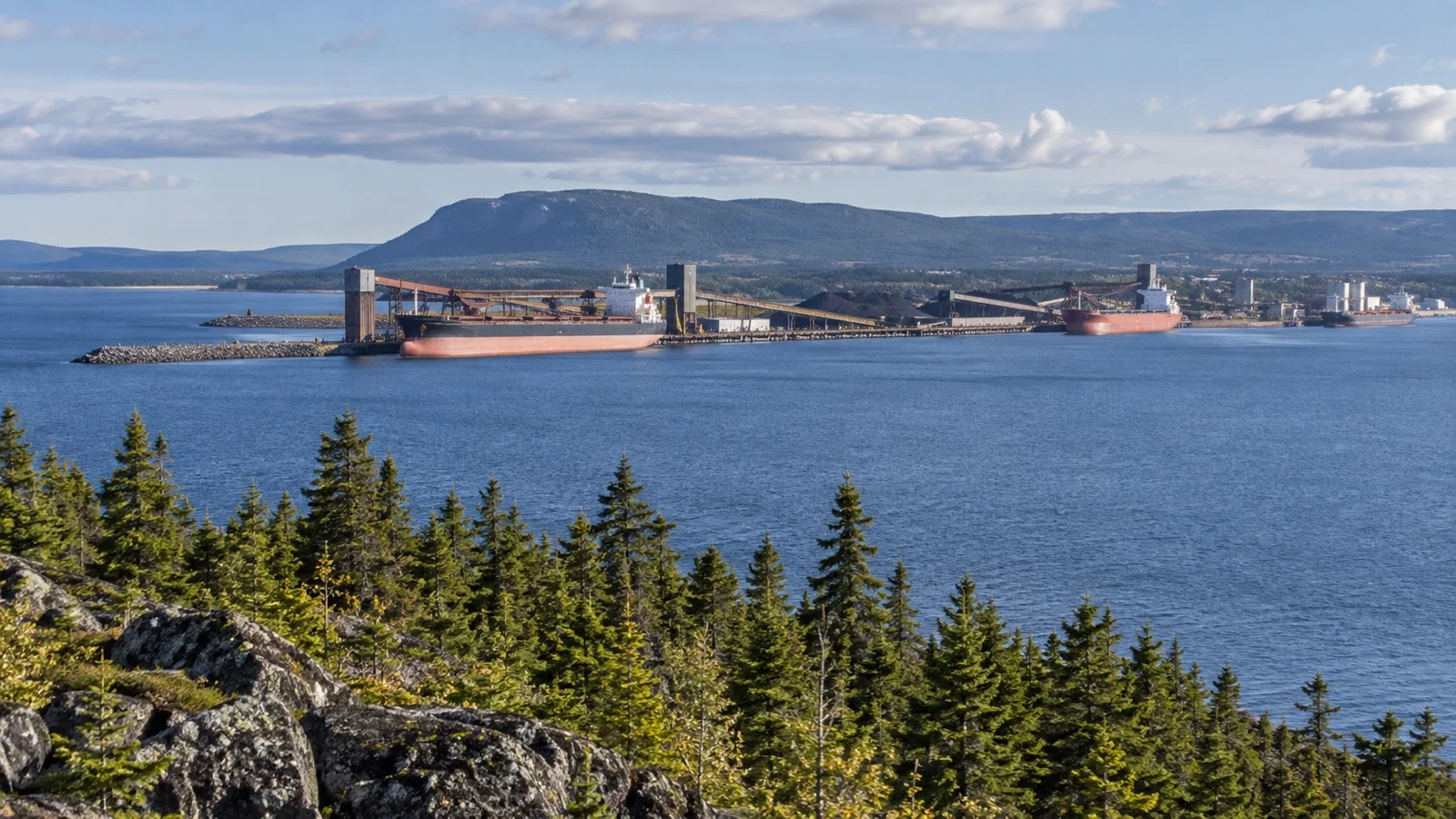 Working harbor and cargo equipment at Sept-Îles