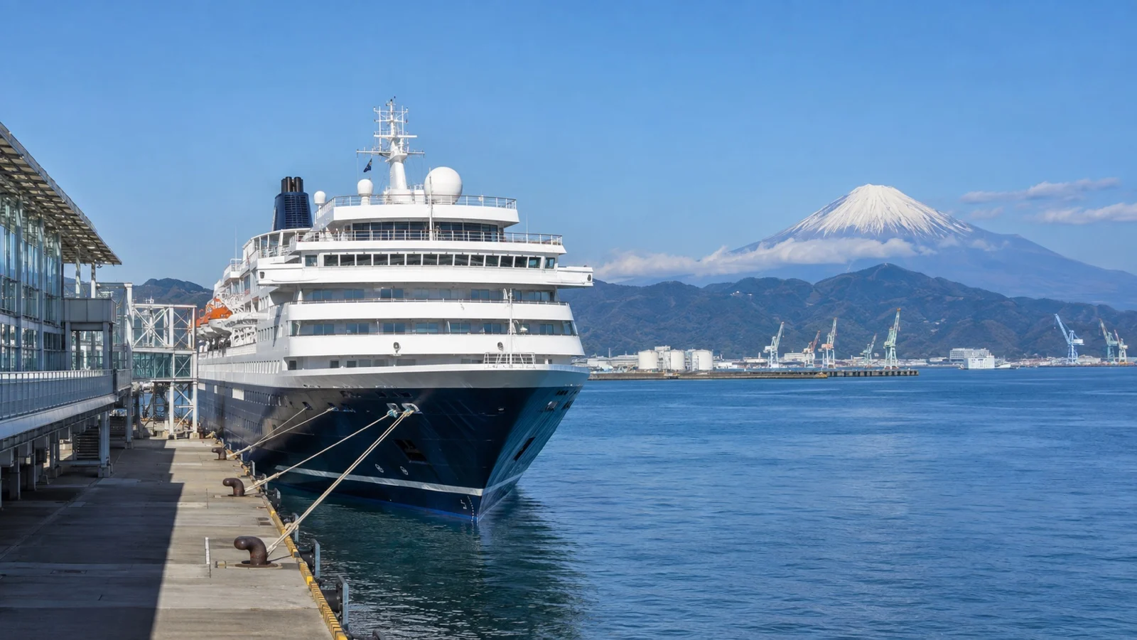 Cruise ship at Shimizu Hinode Wharf