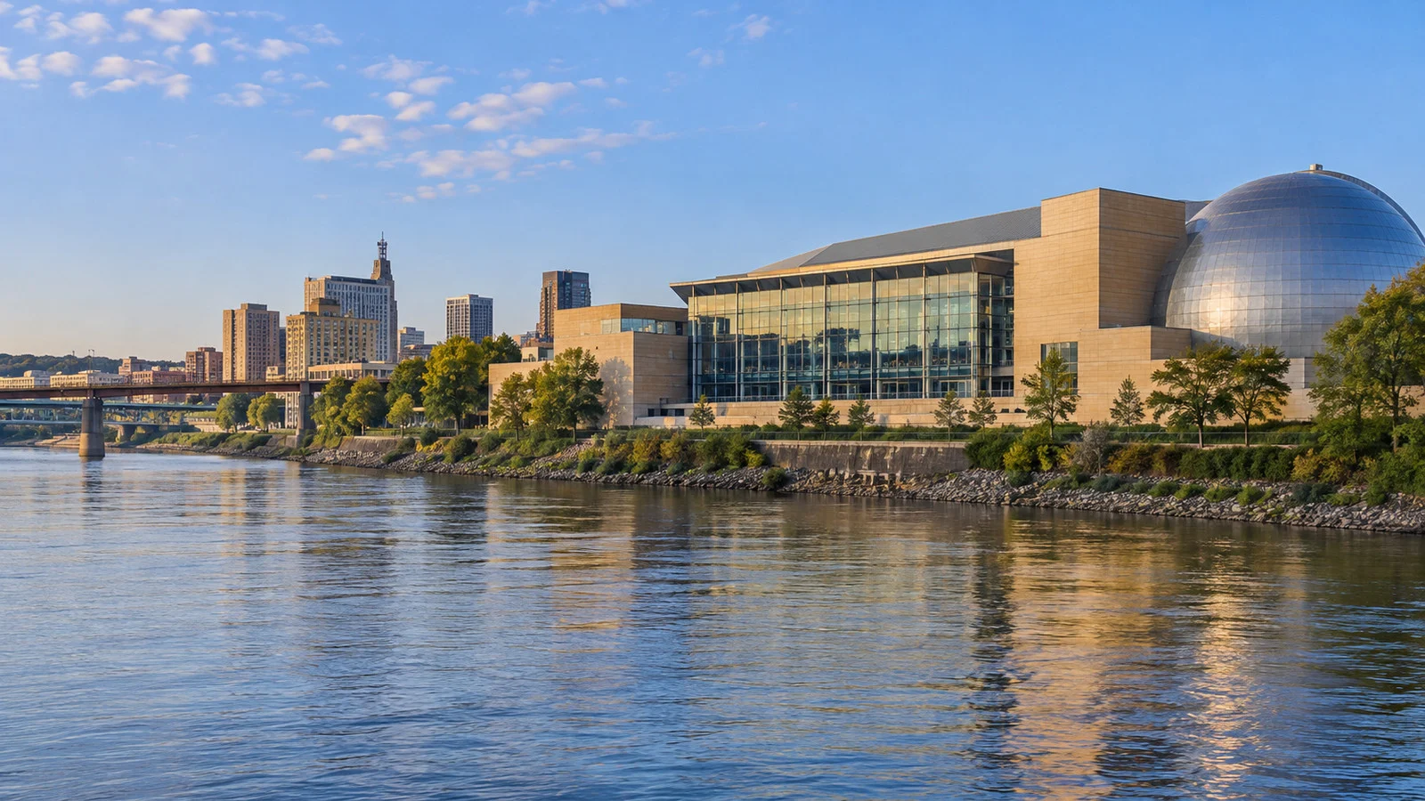 Science Museum of Minnesota exterior overlooking Mississippi River in St. Paul