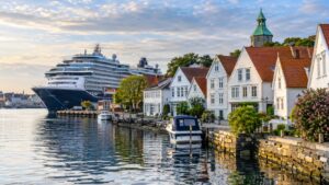 Featured image for Stavanger Cruise Port: Old Town, Oil Museum and the Lysefjord