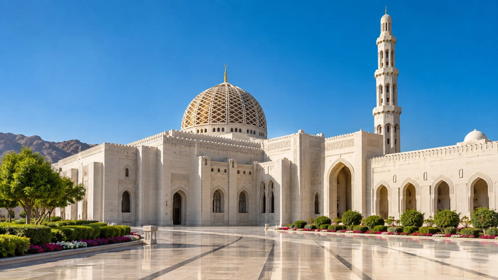 Sultan Qaboos Grand Mosque in Muscat