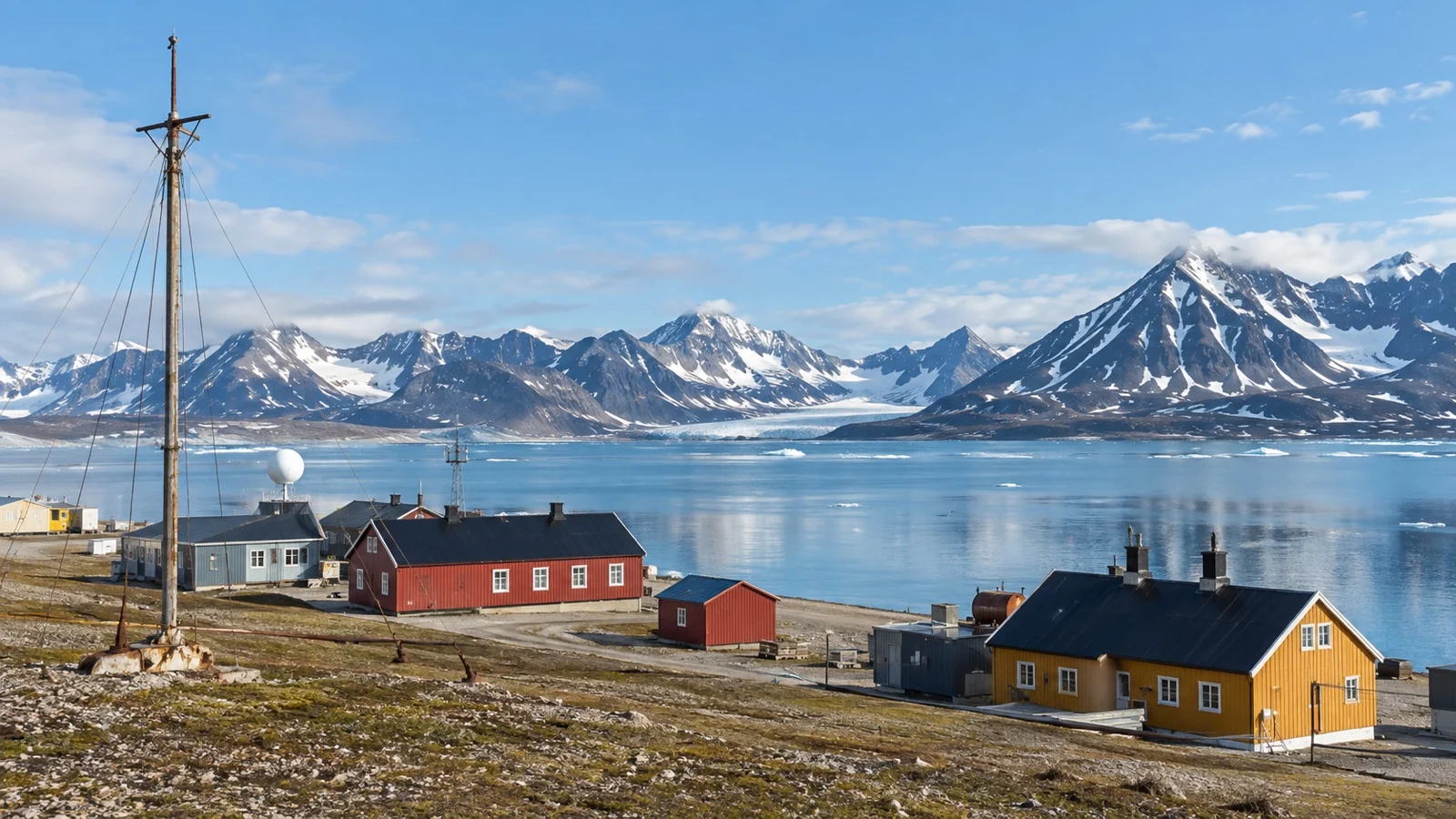 Ny-Ålesund research settlement beside Kongsfjorden in Svalbard