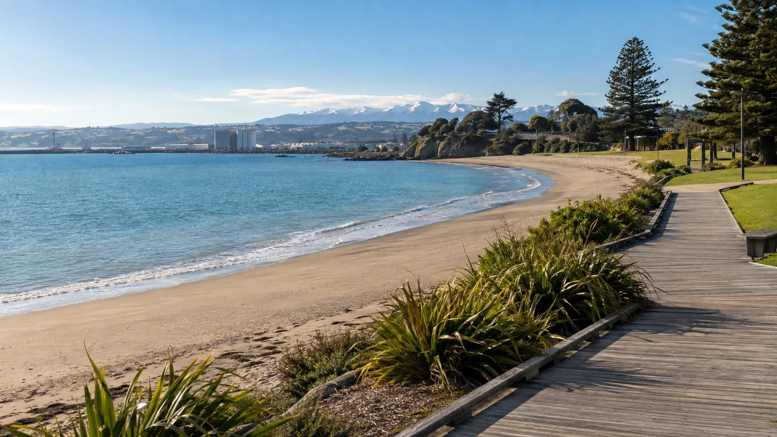 Caroline Bay beach near Timaru cruise port