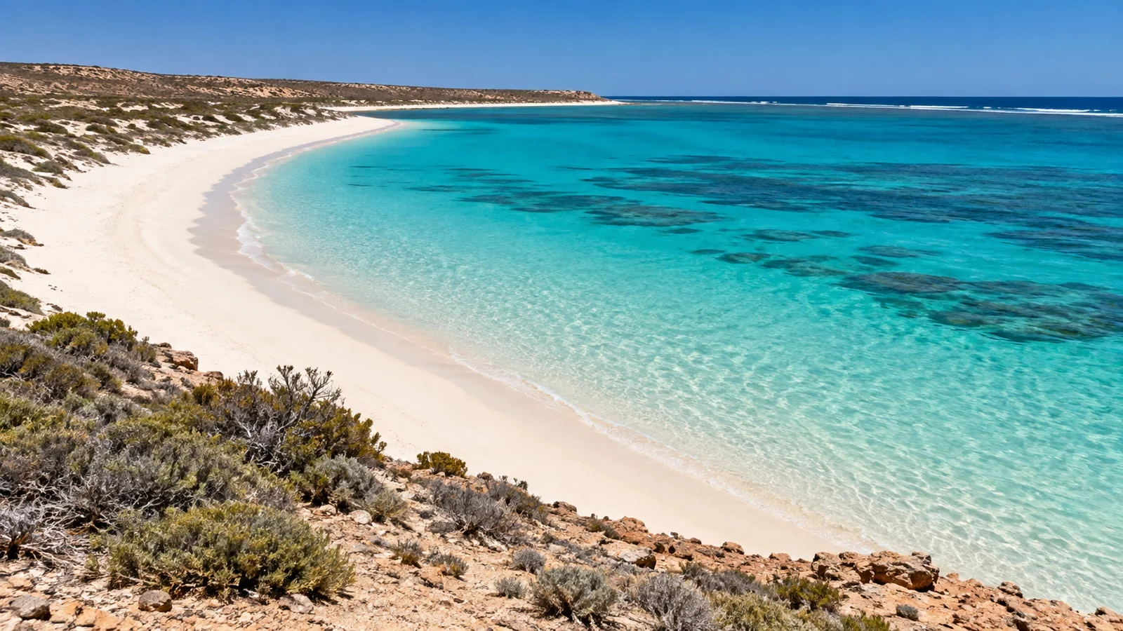 White sand and clear water at Turquoise Bay on Ningaloo Reef