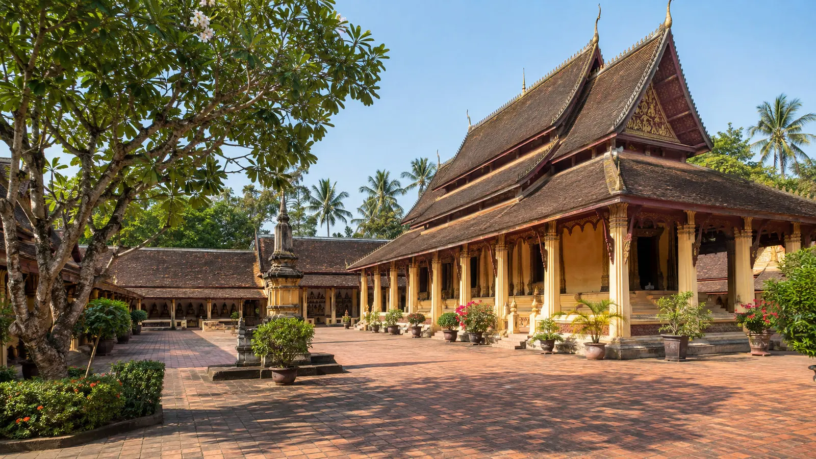 Wat Si Saket temple courtyard in Vientiane