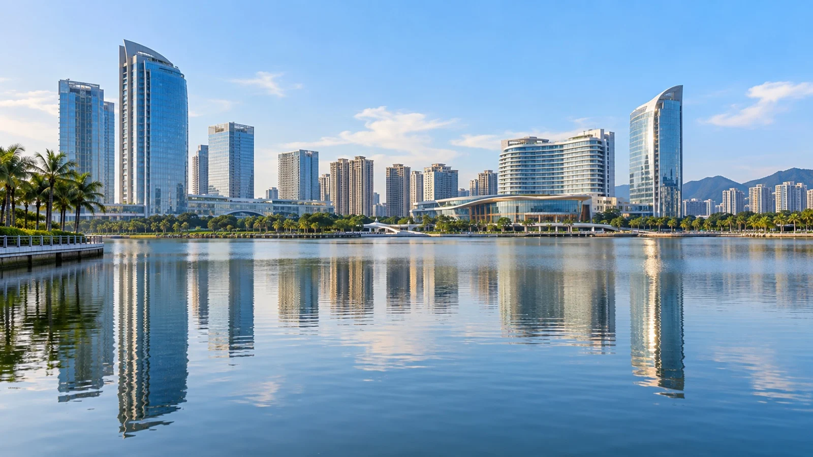 Yuandang Lake and surrounding Xiamen hotels